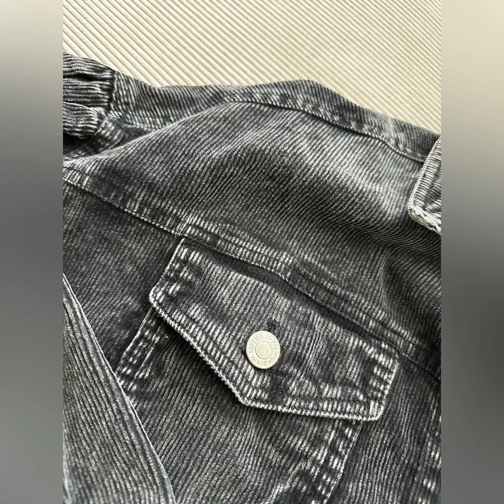 Jean jacket - Picture 3 of 4